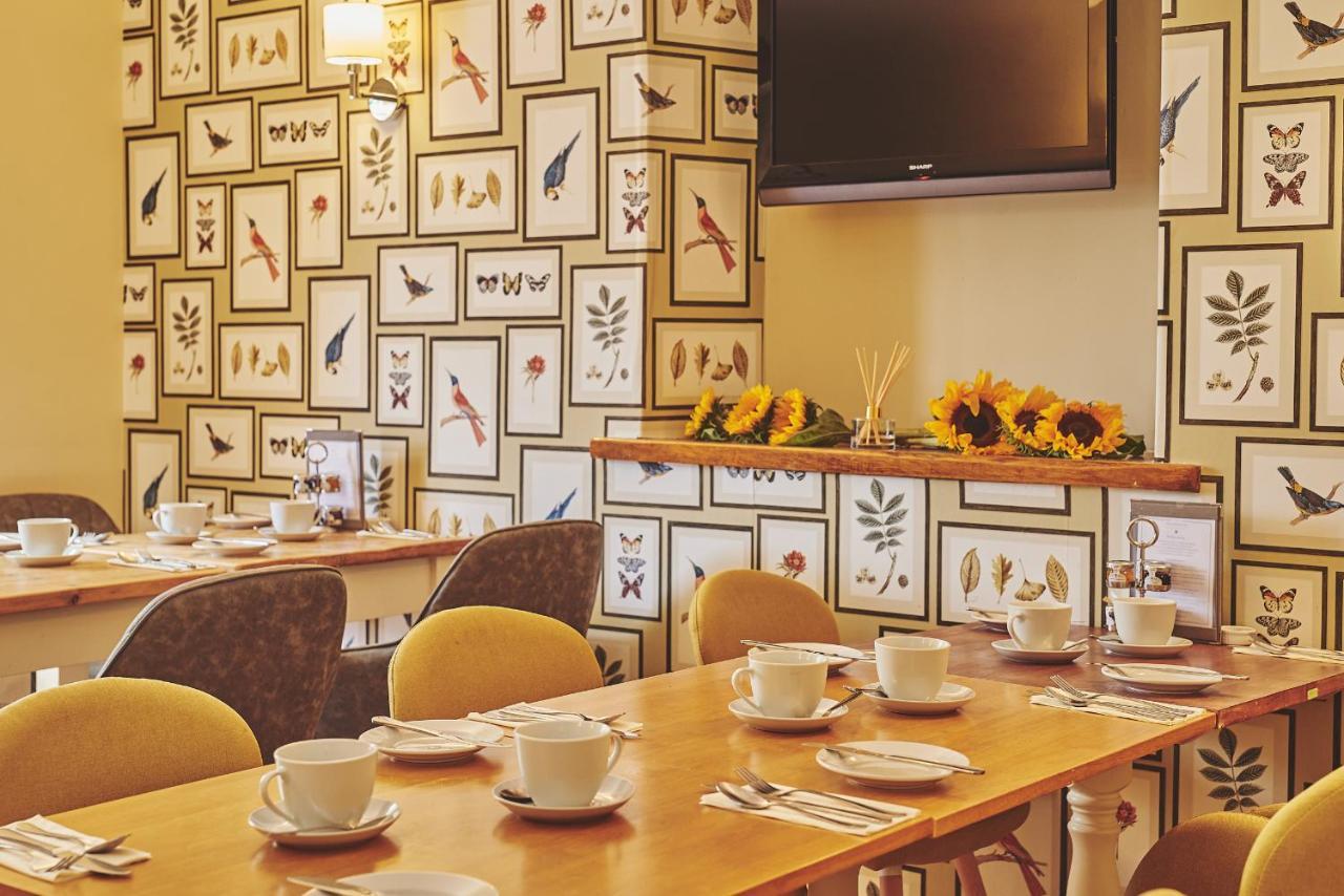 مبيت وإفطار بورتون أُنذ ووتر دار ضيافة ذا لانسداون المظهر الخارجي الصورة The restaurant at the hotel